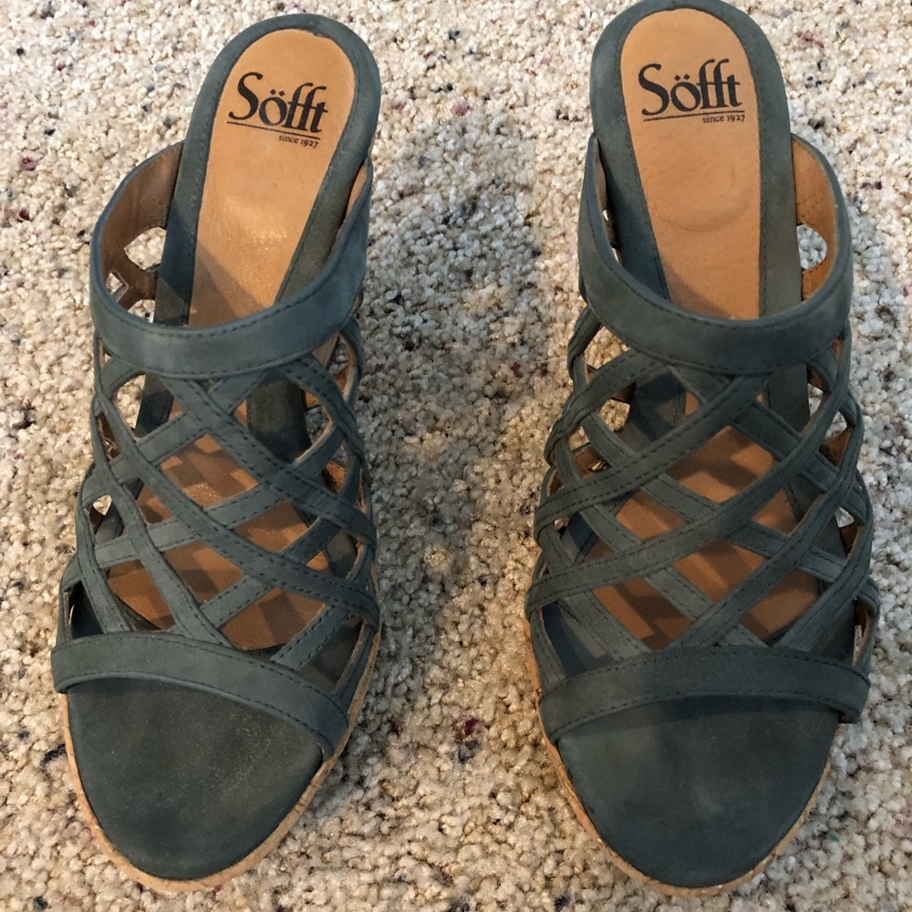 Blue suede summer wedges
